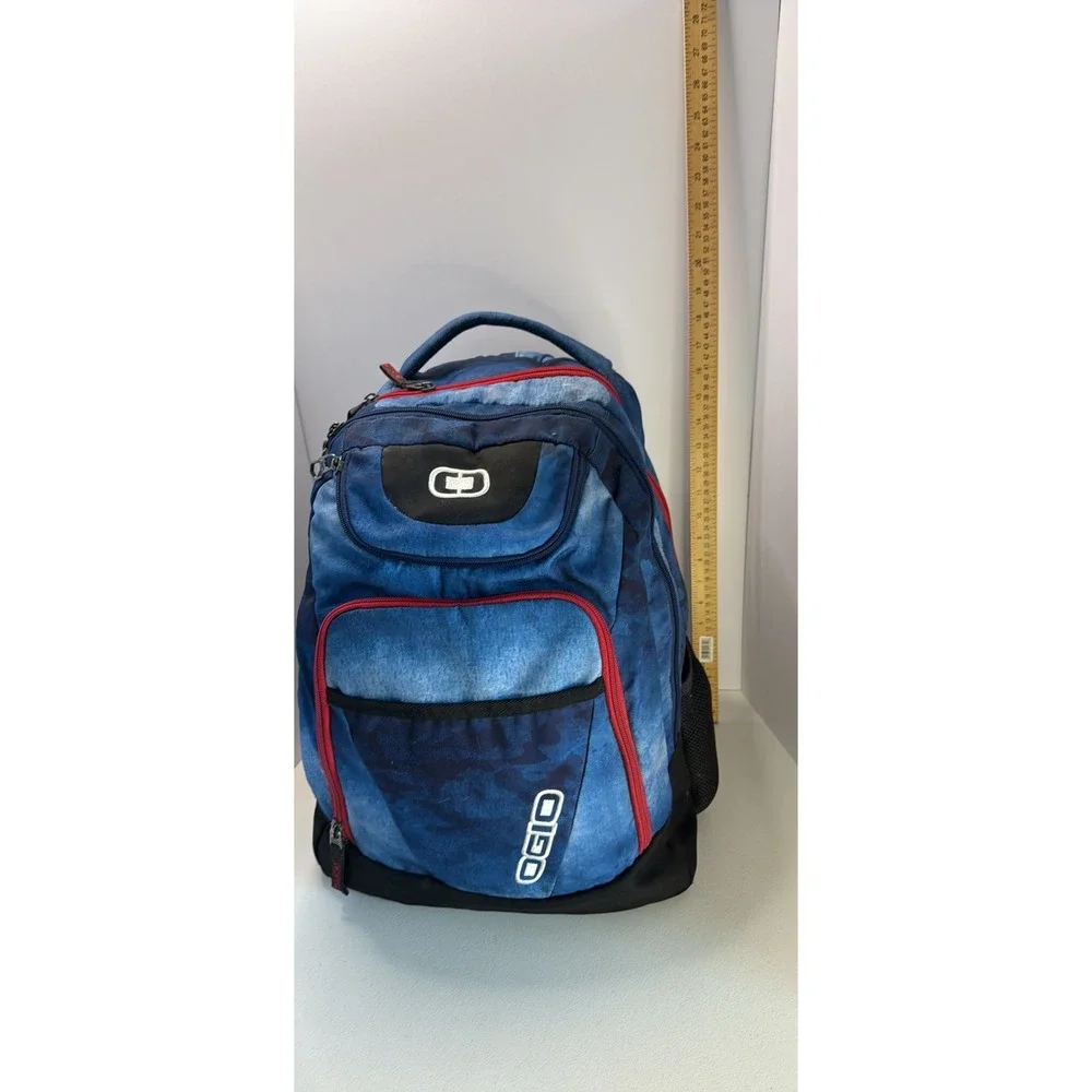 OGIO backpack features